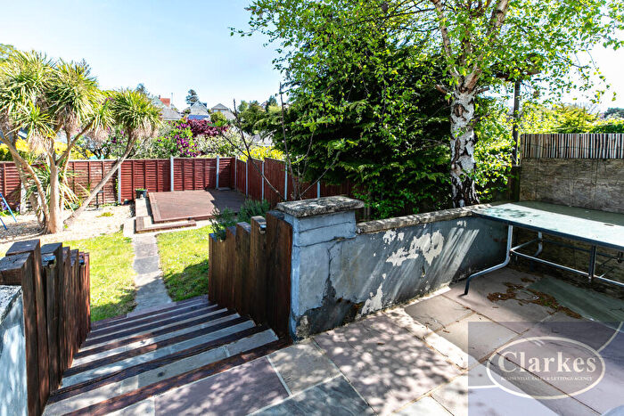 4 Bedroom Detached Bungalow For Sale In Dowlands Road, Hill View Catchment, BH10
