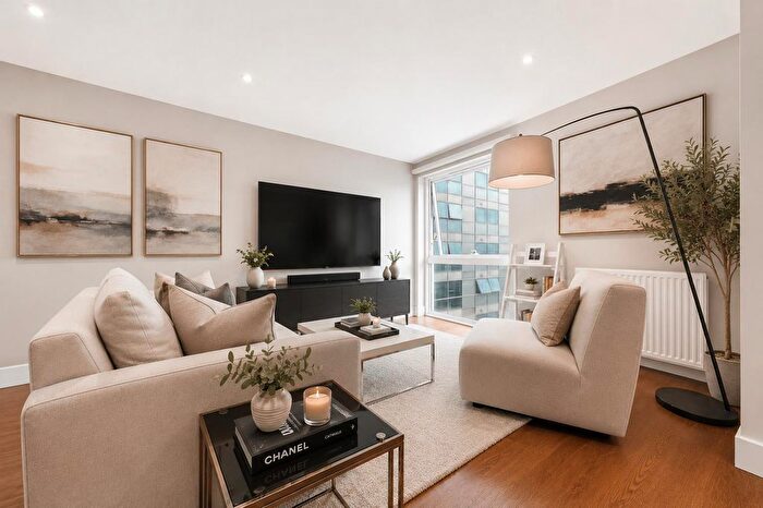 1 Bedroom Flat For Sale In Crawford Building, Whitechapel High Street, E1