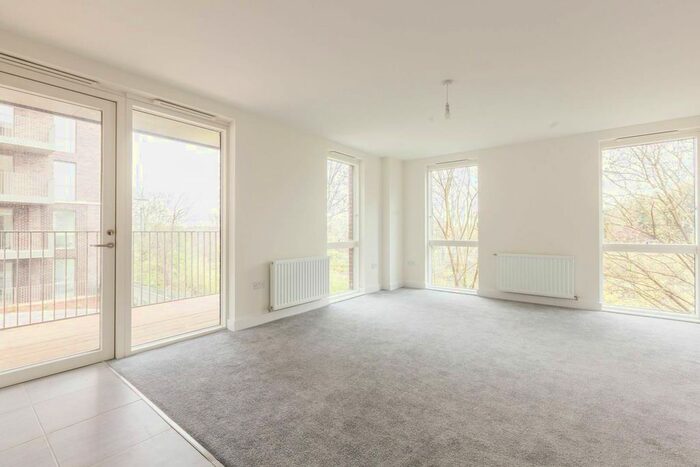 3 Bedroom Flat To Rent In Gayton Road, Harrow, HA1
