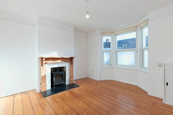 2 Bedroom Terraced House To Rent In Magdalen Road, Oxford, OX4