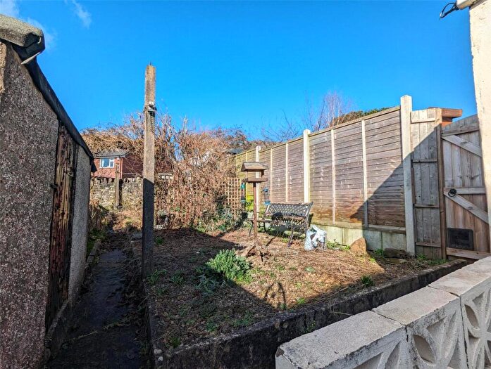 2 Bedroom End Of Terrace House To Rent In Lower Hanham Road, Hanham, Bristol, BS15