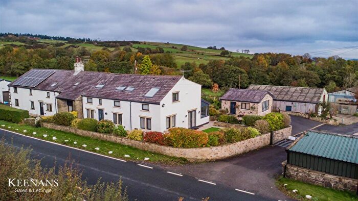 4 Bedroom Semi-Detached House For Sale In Wilpshire Road, Rishton, Blackburn, BB1