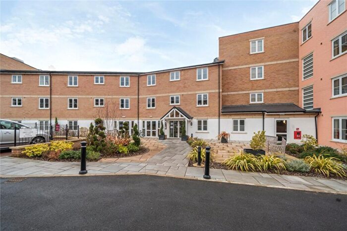 1 Bedroom Apartment For Sale In Risbygate Street, Bury St. Edmunds, Suffolk, IP33