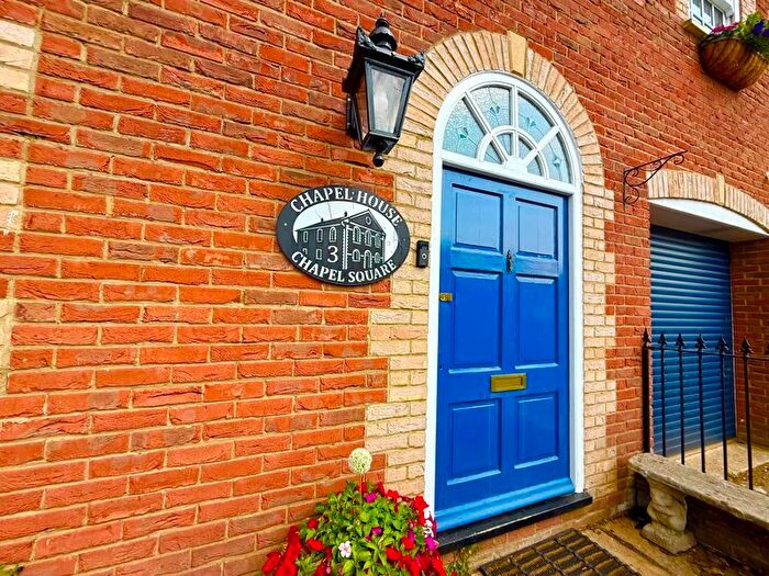 4 Bedroom Detached House For Sale In Chapel Square, Stewkley, LU7