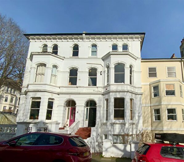 2 Bedroom Flat For Sale In Leopold Road, Brighton, BN1