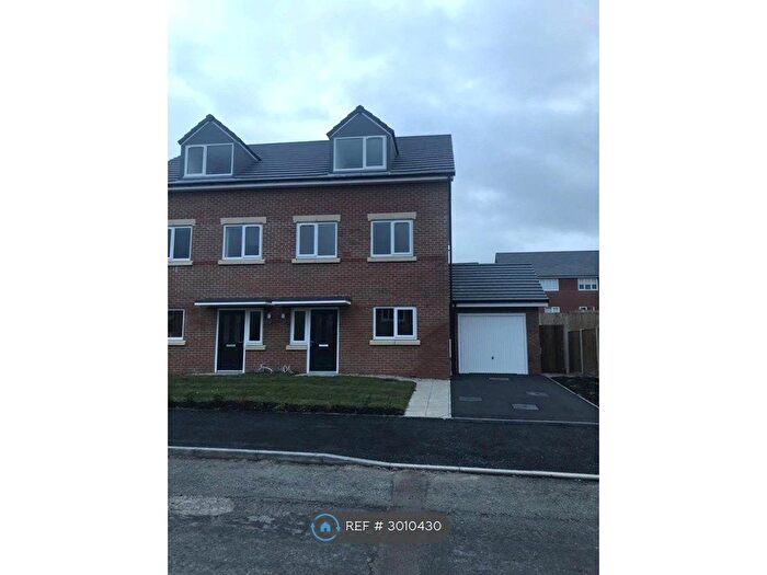 4 Bedroom End Of Terrace House To Rent In Latrigg Crescent, Manchester, M24