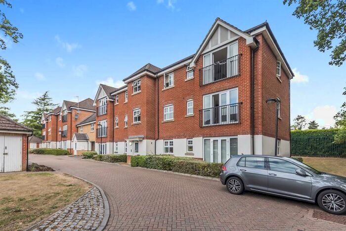 2 Bedroom Apartment To Rent In Aphelion Way, Shinfield, Reading, RG2