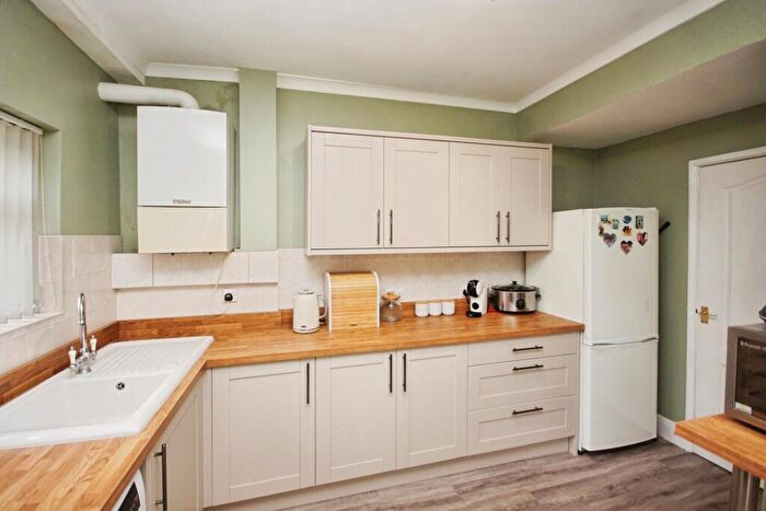 3 Bedroom Terraced House For Sale In Ridgeway Road, Bristol, BS16