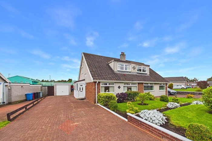 4 Bedroom Semi-Detached House For Sale In Heathfield Drive, Blackwood, ML11