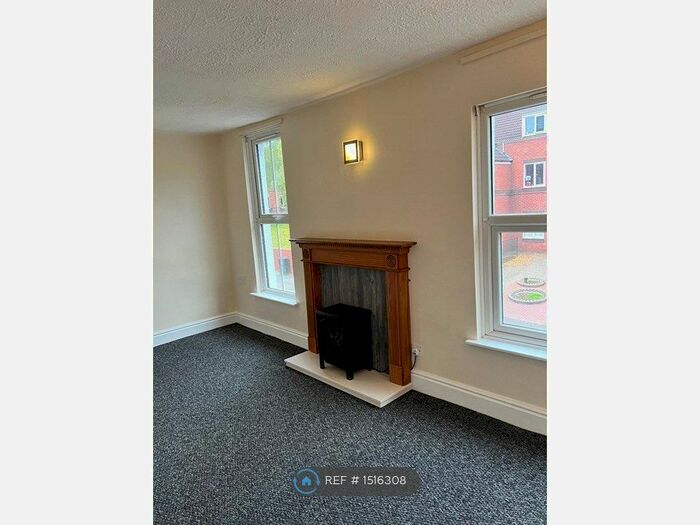 2 Bedroom Flat To Rent In Street, Stapleford, Nottingham, NG9