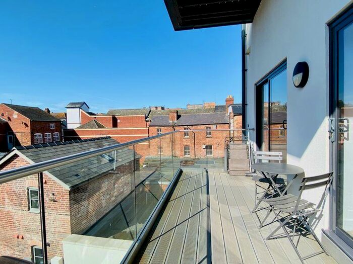 2 Bedroom Apartment To Rent In Alban House A East Street, Hereford, HR1
