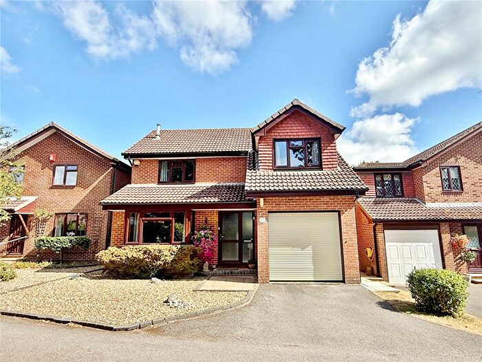 4 Bedroom Detached House For Sale In Penrith Close, Verwood, Dorset, BH31