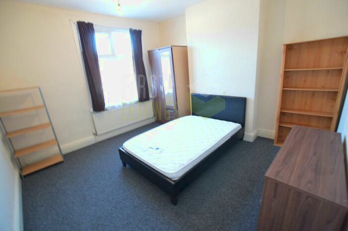 4 Bedroom Terraced House To Rent In Welford Road, Clarendon Park, LE2