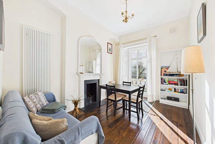 2 Bedroom Flat For Sale In Denbigh Street, Pimlico, London, SW1V