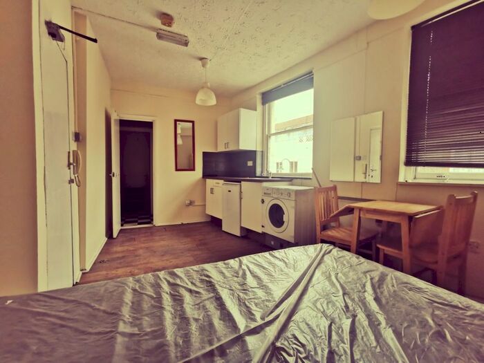 Studio To Rent In London Fruit Exchange, Brushfield Street, London, E1
