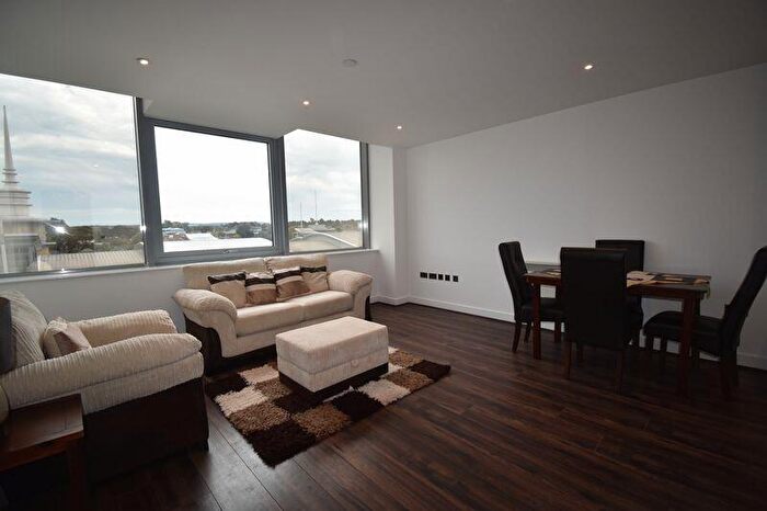 1 Bedroom Flat To Rent In Th Floor, Churchill Place, Churchill Way, Basingstoke, RG21