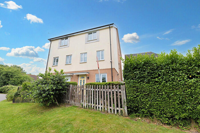 4 Bedroom Semi-Detached House For Sale In Heron Way, Dovercourt, CO12