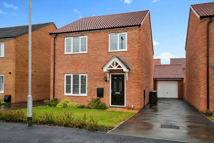 4 Bedroom Detached House For Sale In Field Avenue, Saxilby, Lincoln, Lincolnshire, LN1