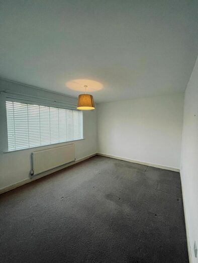 2 Bedroom Flat To Rent In Nottingham Road, Arnold, Nottingham, NG5