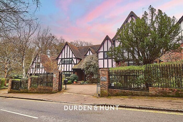 5 Bedroom Detached House For Sale In Nursery Road, Loughton, IG10