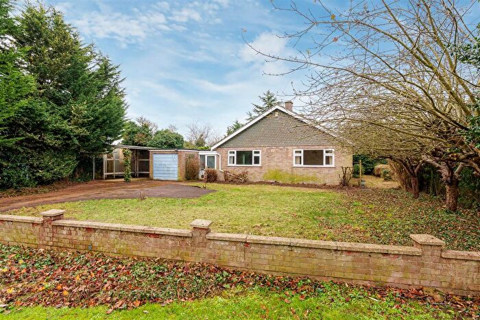 3 Bedroom Detached Bungalow For Sale In Grange Road, Blunham, Bedford, MK44