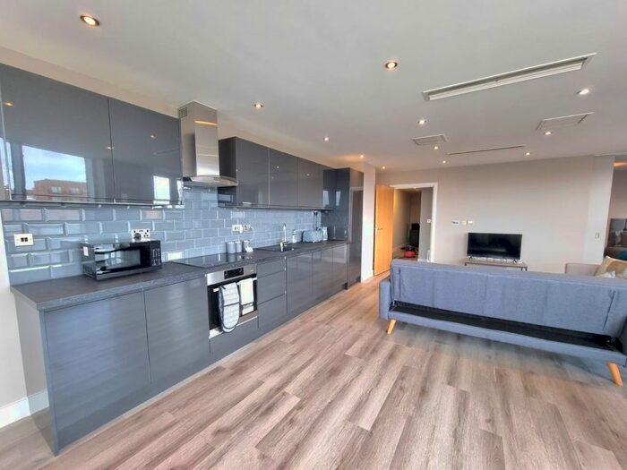 3 Bedroom Flat To Rent In Albert Basin Way, London, E16