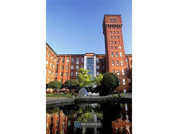 1 Bedroom Flat To Rent In Manhattan Building, London, E3