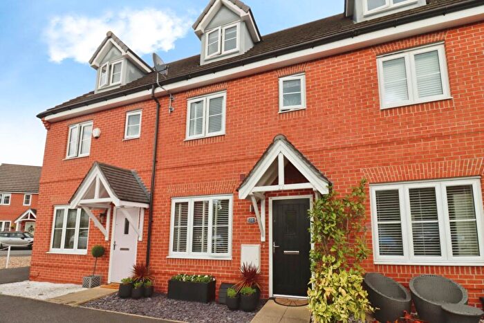 3 Bedroom Terraced House For Sale In Harrison Close, Bromborough, CH62