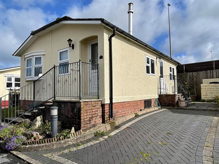2 Bedroom Park Home For Sale In Poplar Court, Cross Hands, Llanelli, SA14