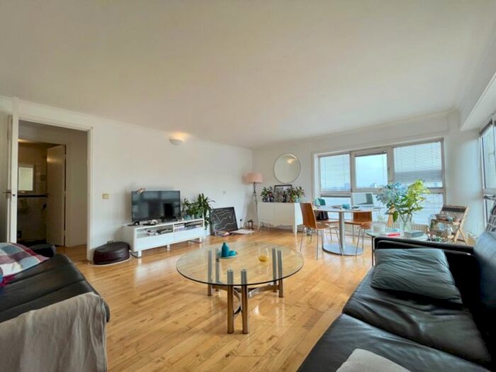 1 Bedroom Flat To Rent In King Frederick Ninth Tower, London, SE16