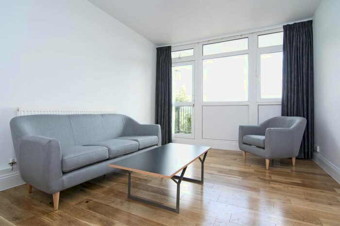 2 Bedroom Flat To Rent In Strickland House, Chambord Street, London, E2