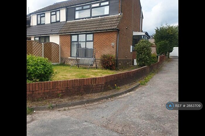 3 Bedroom Semi-Detached House To Rent In Heather Grove, Bradford, BD9