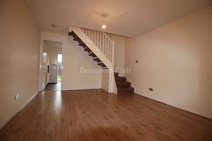 2 Bedroom End Of Terrace House To Rent In Brocade Close, Trinity Riverside, M3