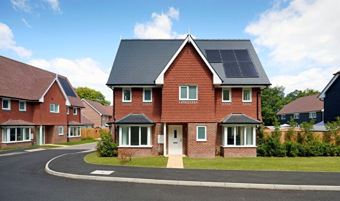 3 Bedroom Semi Detached House For Sale In Spring Bank, Haywards Heath, RH16