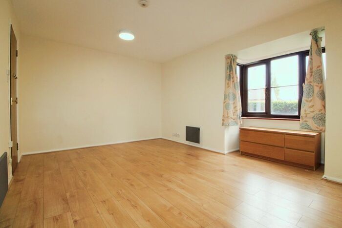 1 Bedroom Studio To Rent In Conifer Way, North Wembley, Wembley, HA0