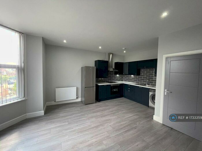 1 Bedroom Flat To Rent In Tynwald Hill, Liverpool, L13