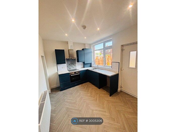 2 Bedroom Terraced House To Rent In Grosvenor St, Manchester, M34