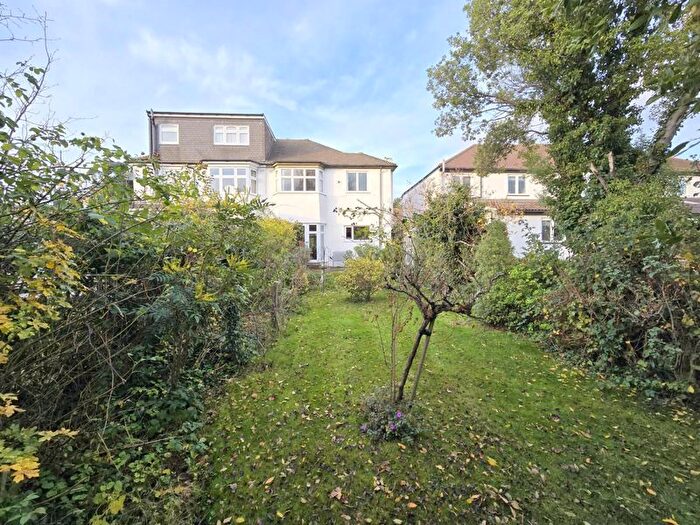 3 Bedroom Semi-detached House For Sale In Furham Feild, Pinner, HA5