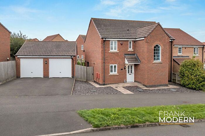 4 Bedroom Detached House For Sale In Loch Lomond Way, Peterborough, PE2