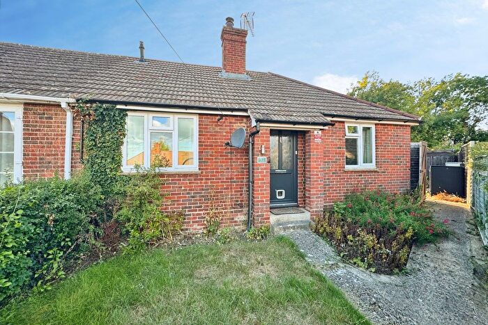 2 Bedroom Bungalow For Sale In Buffins Road, Odiham, Hook, Hampshire, RG29