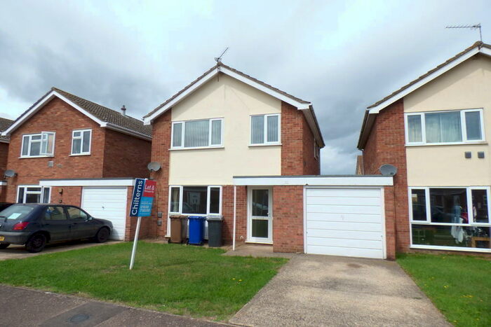 3 Bedroom Detached House To Rent In Blackbird Road, Beck Row, IP28