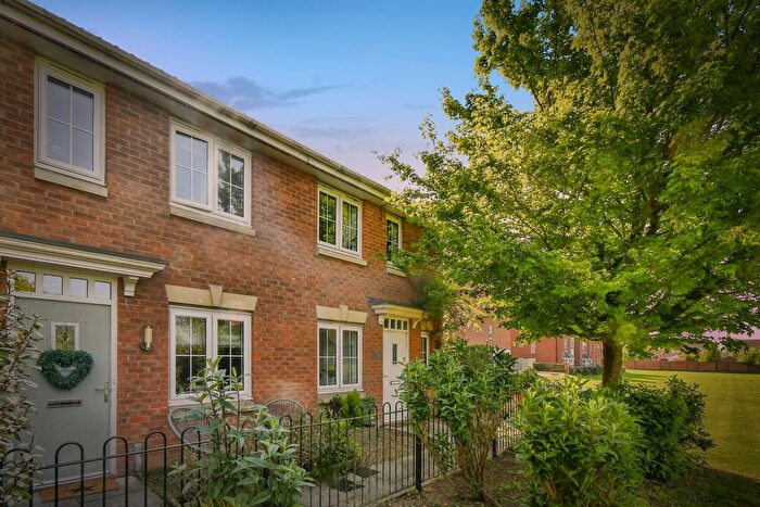 3 Bedroom Semi Detached House For Sale In Old School Walk, York, YO26
