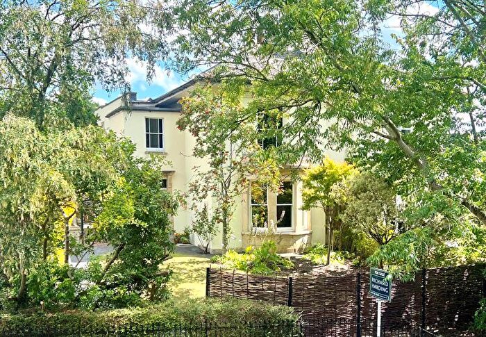 5 Bedroom Semi Detached House For Sale In Arley Hill | Cotham, BS6