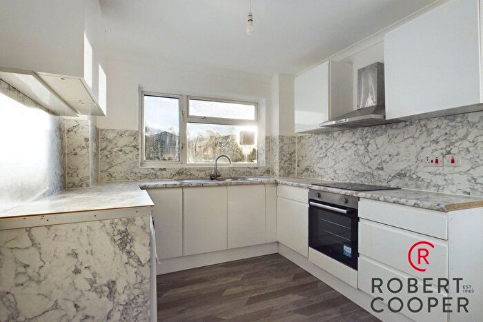 4 Bedroom Detached House To Rent In Albury Drive, Pinner, HA5