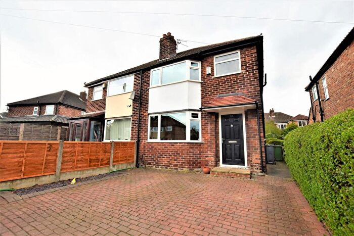 3 Bedroom Semi-Detached House To Rent In Tanfield Road, Didsbury, M20