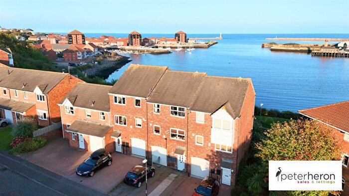4 Bedroom Town House For Sale In Topcliff, St Peters, Sunderland, SR6