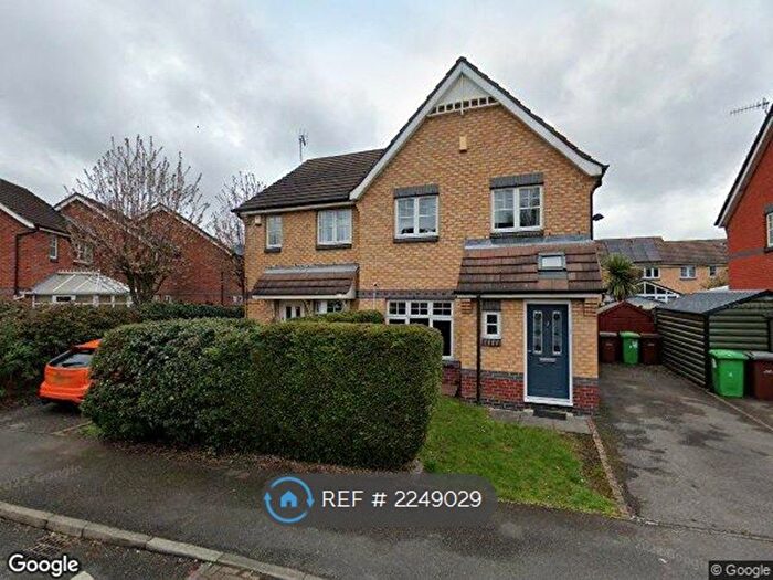 2 Bedroom Semi-Detached House To Rent In Swallow Close, Nottigham, NG6