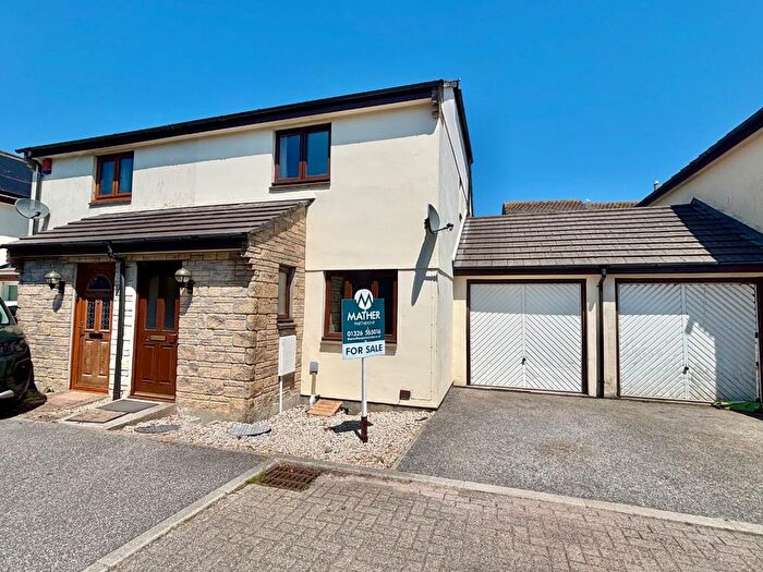 2 Bedroom Semi Detached House For Sale In Park An Harvey, Helston, TR13