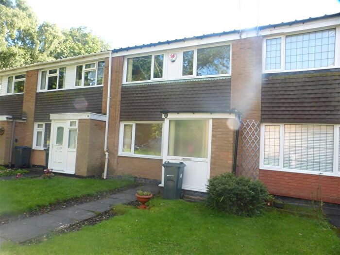 3 Bedroom Property To Rent In Linkswood Close, Birmingham, B13