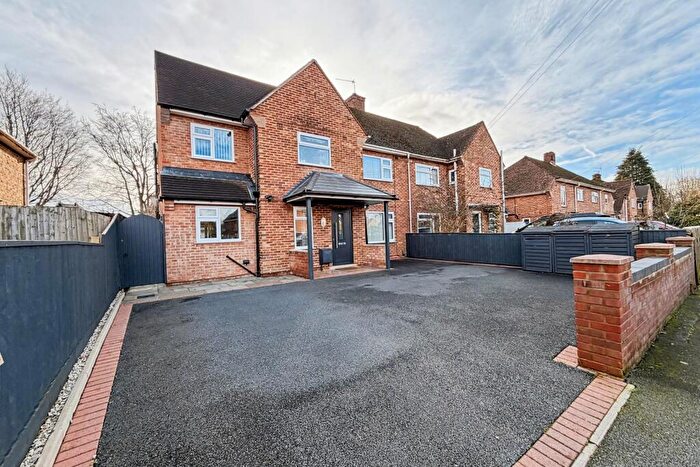 4 Bedroom Semi Detached House For Sale In Wimborne, BH21
